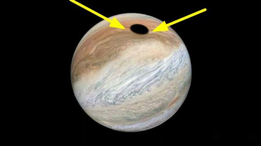 太陽系將發生鉅變 木星上出現黑洞 科學家反覆研究後稱極不正常