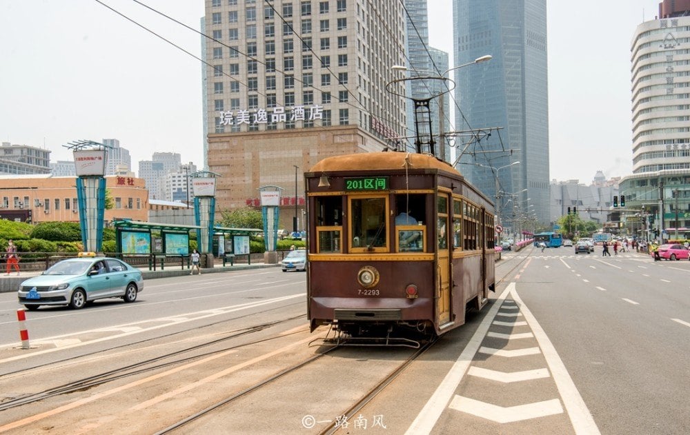 曾經的亞洲最大火車站 位於大連 已有一百多年 很多遊客來打卡