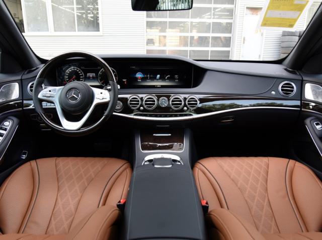 德系真正的 豪車 長5466毫米 3 0t爆367馬力 零百5 8s配四驅