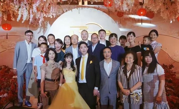 揭祕福建知名企業家的多個聯姻故事:七匹狼聯姻特步,八馬聯姻安踏 - 財經 - iNewsDB 日日新聞.掌握每日新鮮事