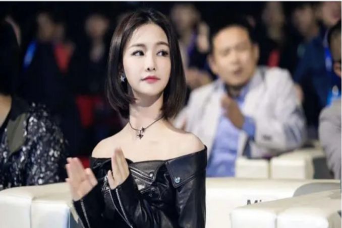 電競女王miss淚灑直播間官宣停播，網友：又失去了一位lol元老主播 - 遊戲 - iNewsDB 日日新聞．掌握每日新鮮事