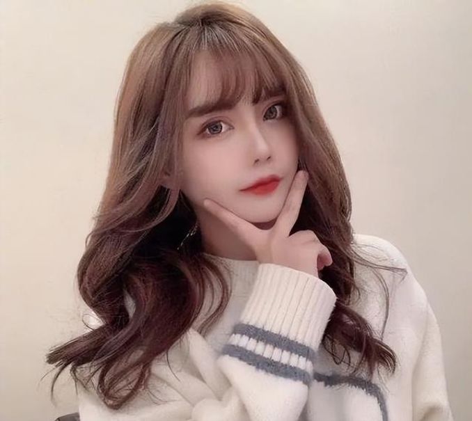 網紅李由自曝已是女兒身,她經歷了什麼,為何突然做變性手術 - 娛樂 - iNewsDB 日日新聞.掌握每日新鮮事