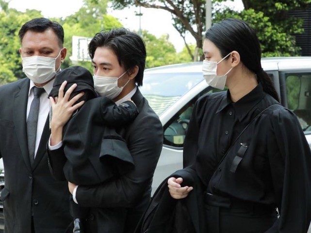 奚夢瑤出席賭王葬禮 連換兩套衣服絲毫不低調 長孫真容曝光